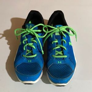 Under Armour tennis shoes